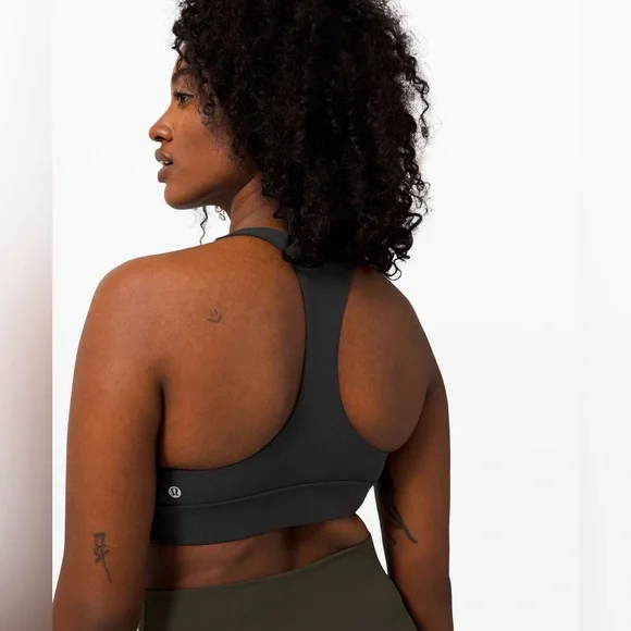 Lululemon Sweet Awakenings Bra size 4 Black BLK